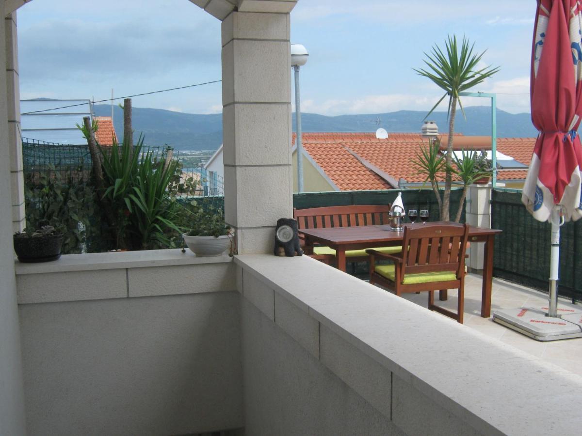 Apartmani Jole Trogir Exterior photo