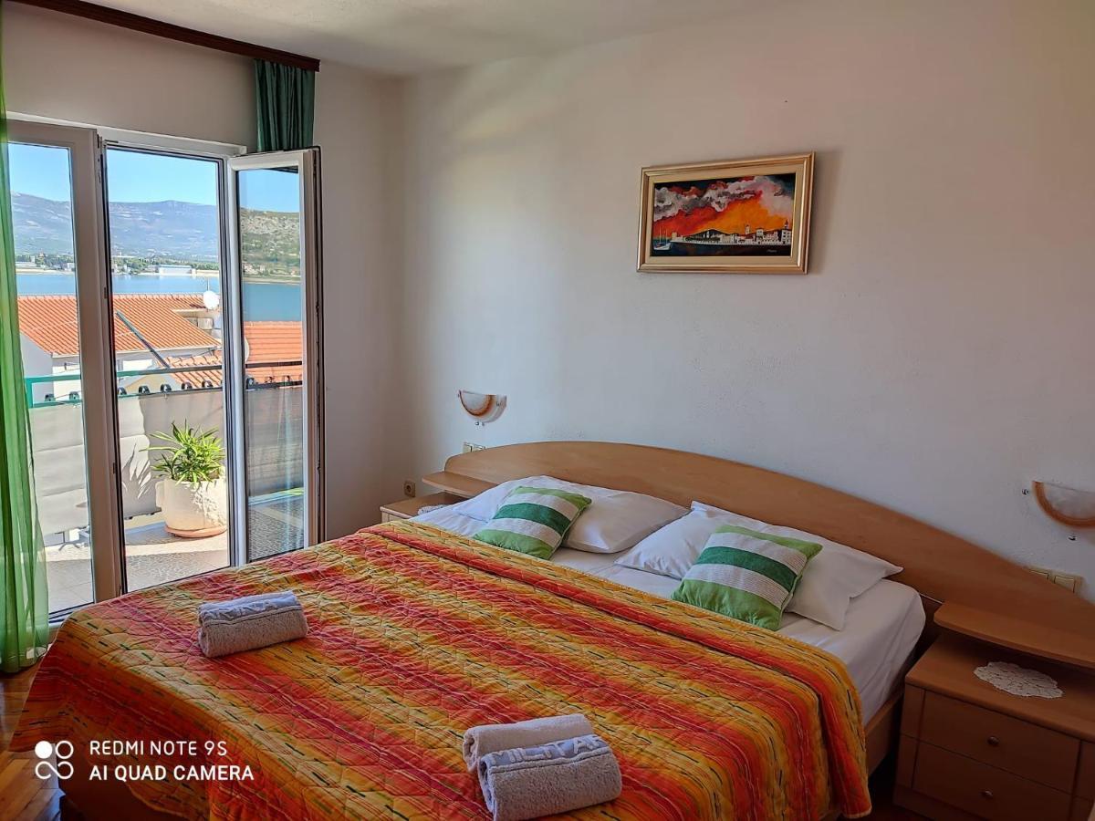 Apartmani Jole Trogir Exterior photo
